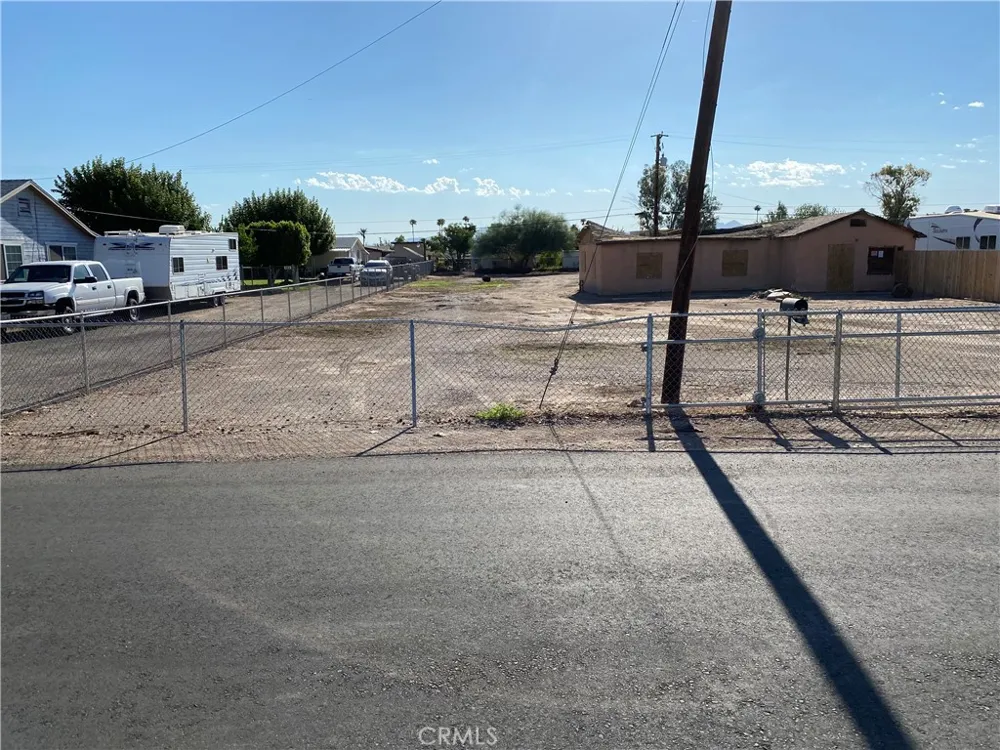 256 Acacia Blythe, CA 92225