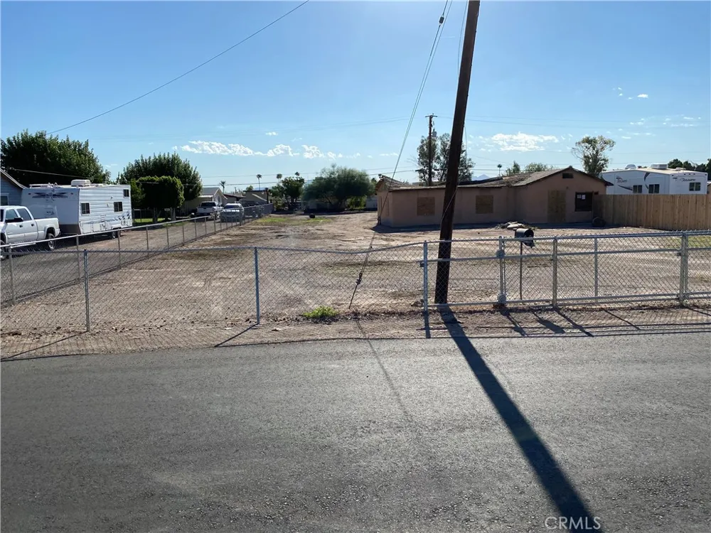 256 Acacia Blythe, CA 92225