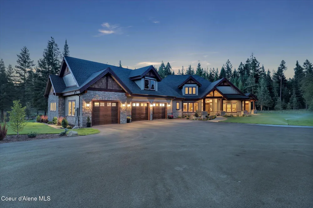1237 E Amulet Circle Rathdrum, ID 83858