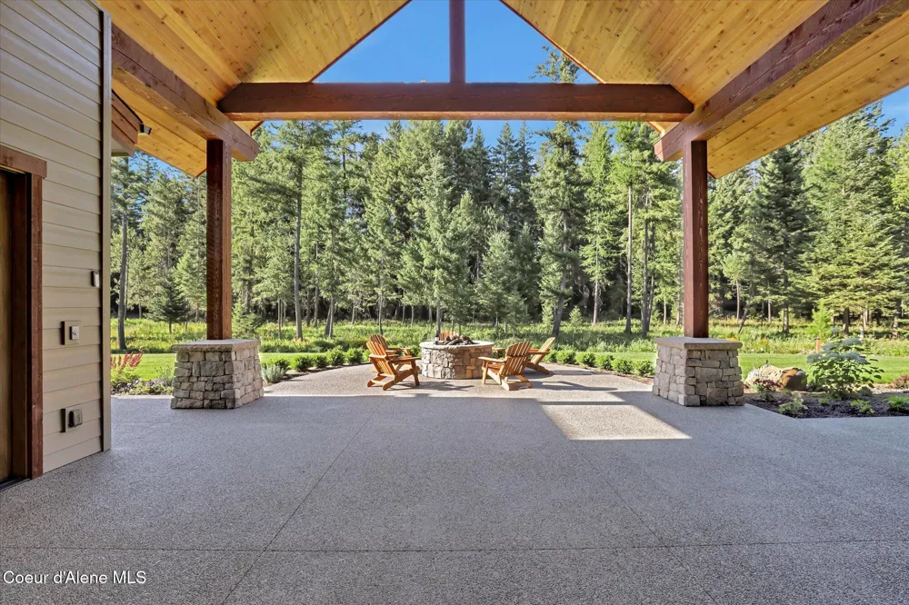 1237 E Amulet Circle Rathdrum, ID 83858