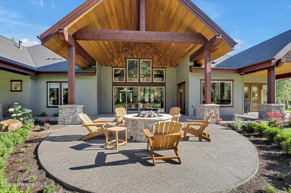 1237 E Amulet Circle Rathdrum, ID 83858