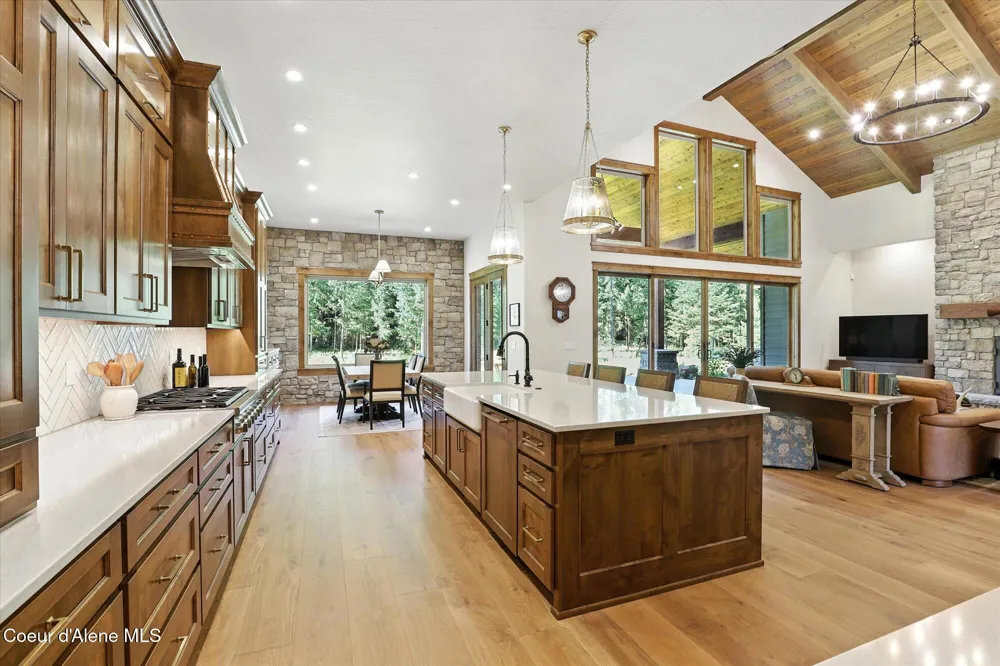 1237 E Amulet Circle Rathdrum, ID 83858