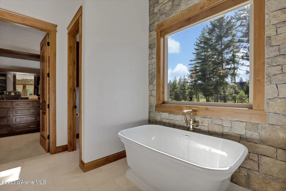 1237 E Amulet Circle Rathdrum, ID 83858
