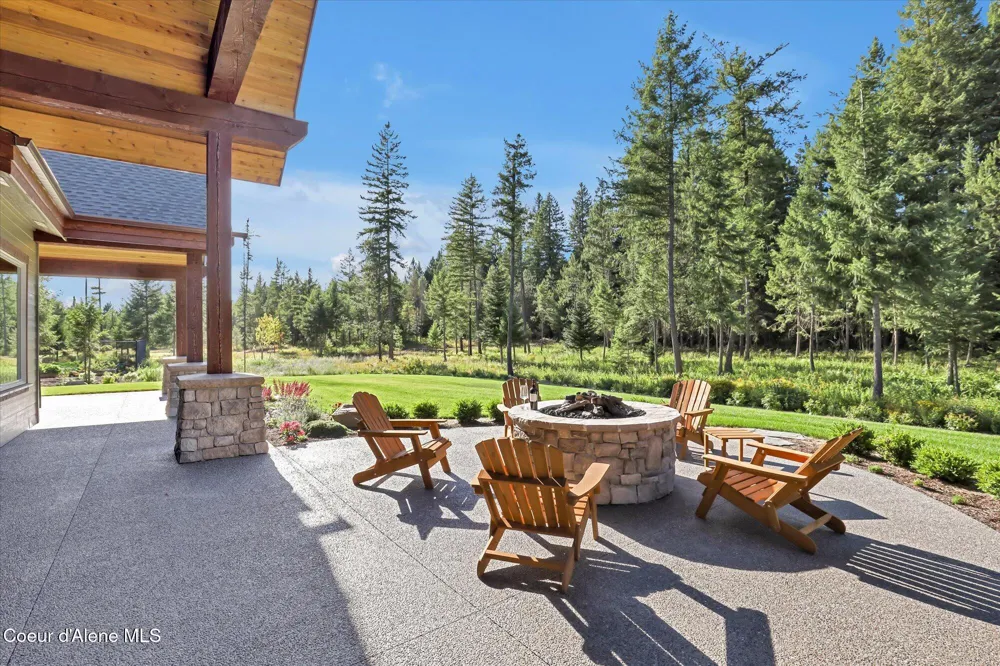 1237 E Amulet Circle Rathdrum, ID 83858