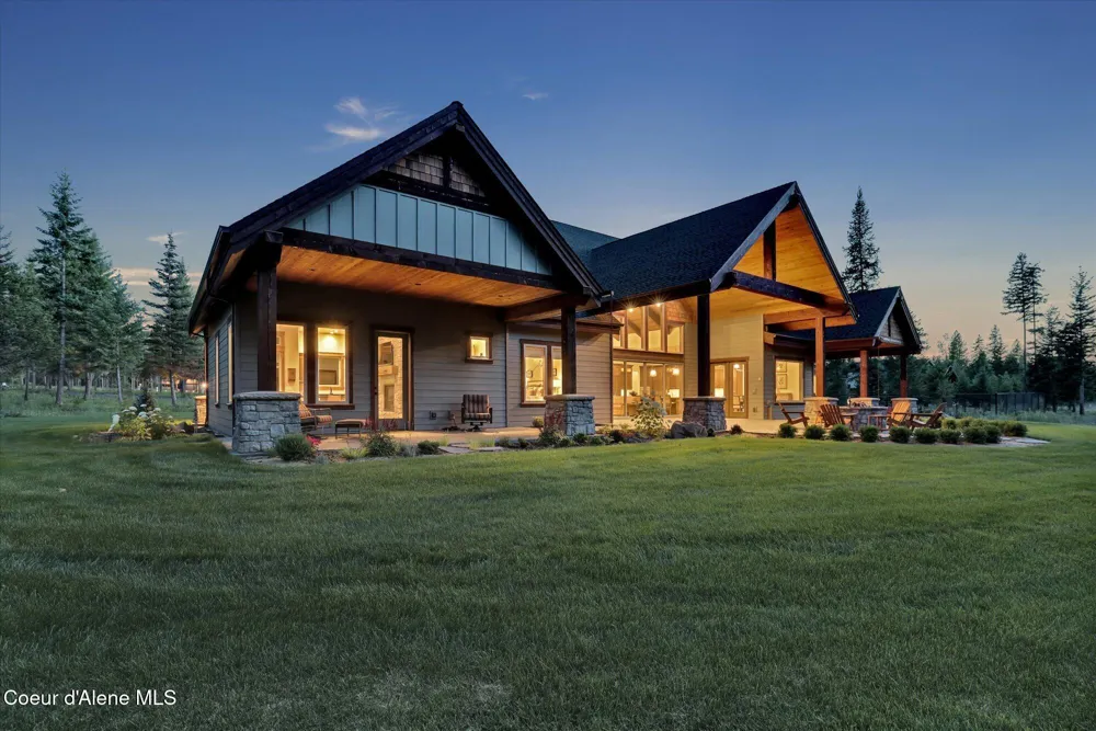 1237 E Amulet Circle Rathdrum, ID 83858