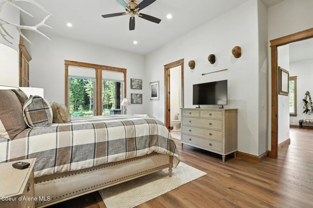 1237 E Amulet Circle Rathdrum, ID 83858