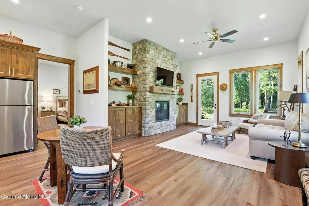 1237 E Amulet Circle Rathdrum, ID 83858