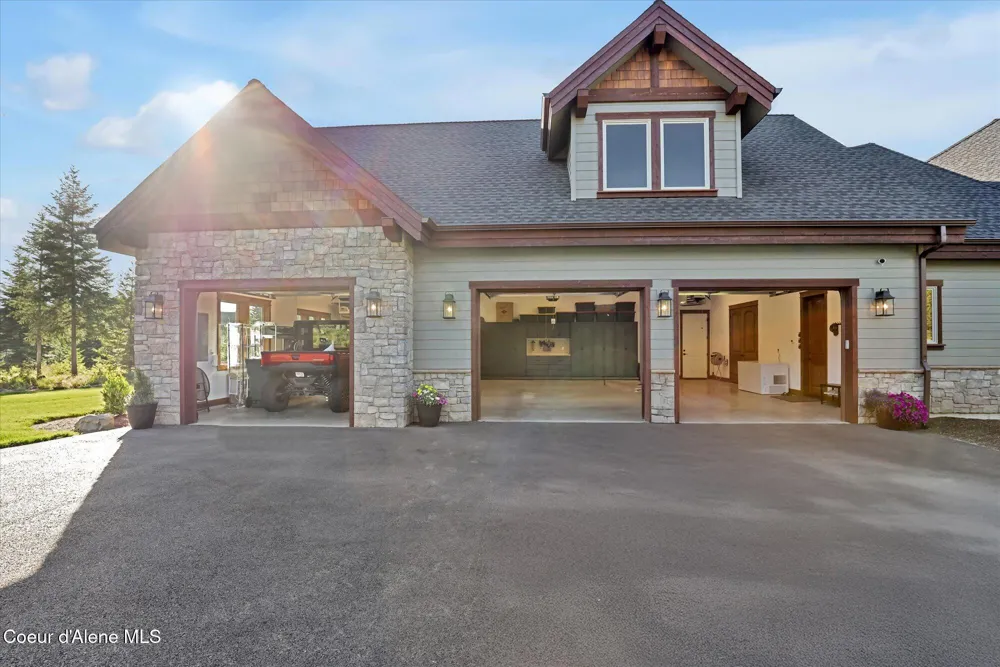 1237 E Amulet Circle Rathdrum, ID 83858