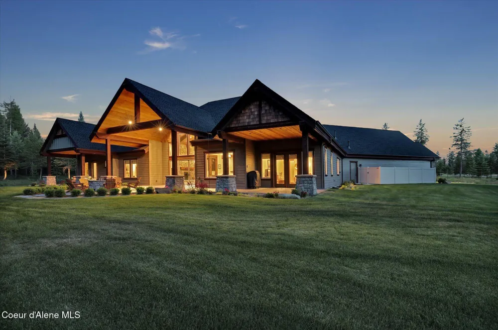 1237 E Amulet Circle Rathdrum, ID 83858