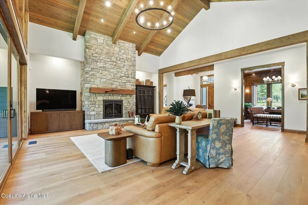 1237 E Amulet Circle Rathdrum, ID 83858