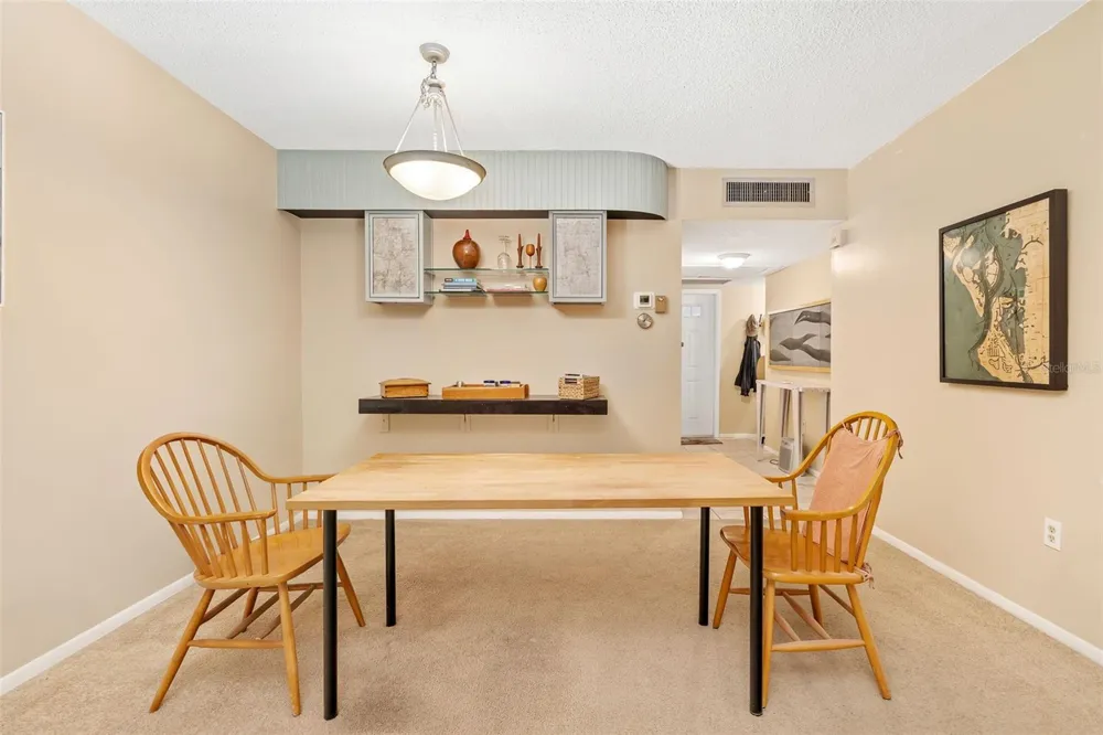 7461 W COUNTRY CLUB DRIVE #404 Sarasota, FL 34243