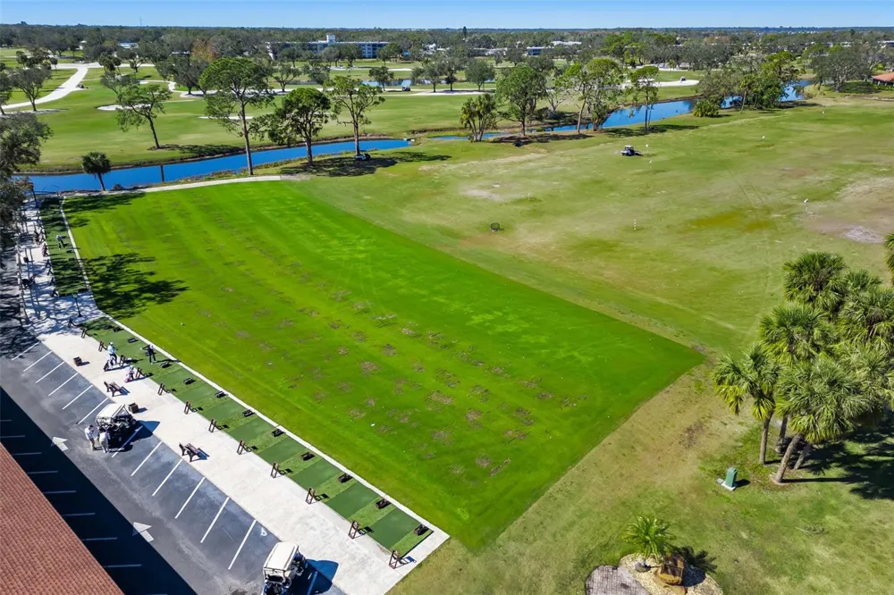 7461 W COUNTRY CLUB DRIVE #404 Sarasota, FL 34243