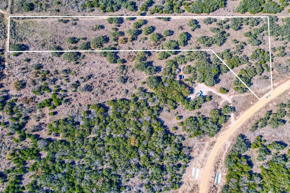 415 Longview Lane San Saba, TX 76877
