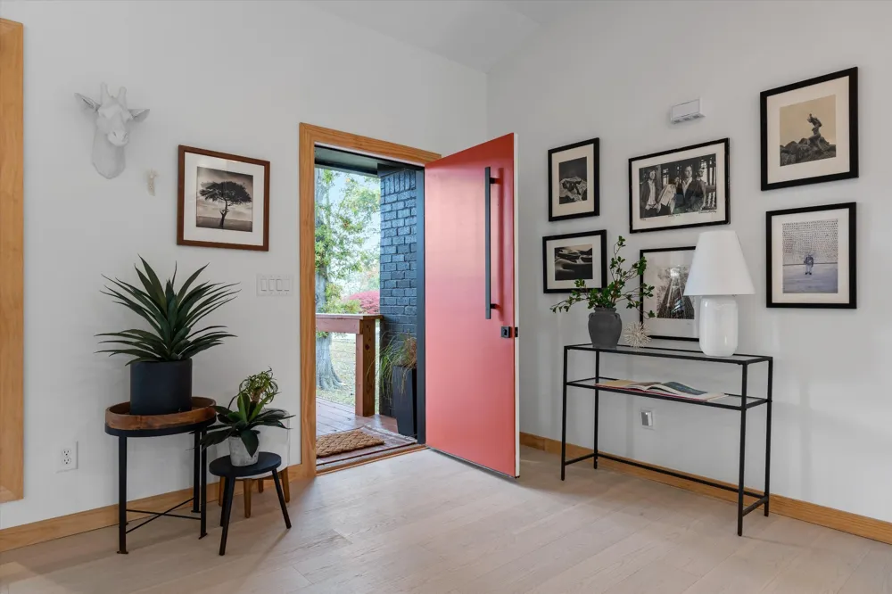 1900 Rosewood Valley Dr