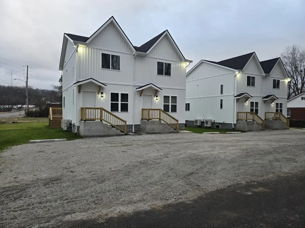95 E Wyly St #A, B, C, & D Waverly, TN 37185