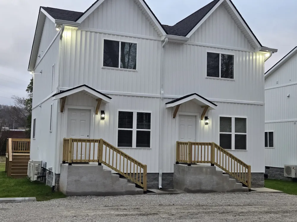 95 E Wyly St #A, B, C, & D Waverly, TN 37185