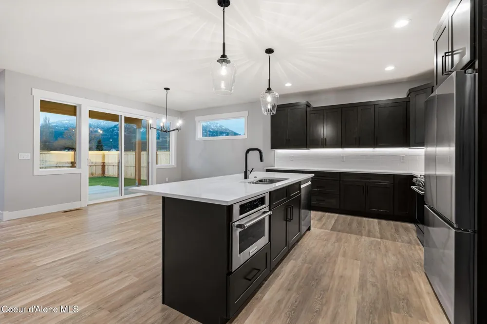 2099 S Aspen Way Sandpoint, ID 83864