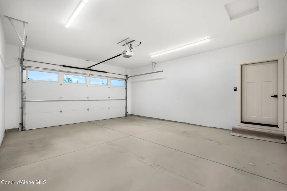 2099 S Aspen Way Sandpoint, ID 83864