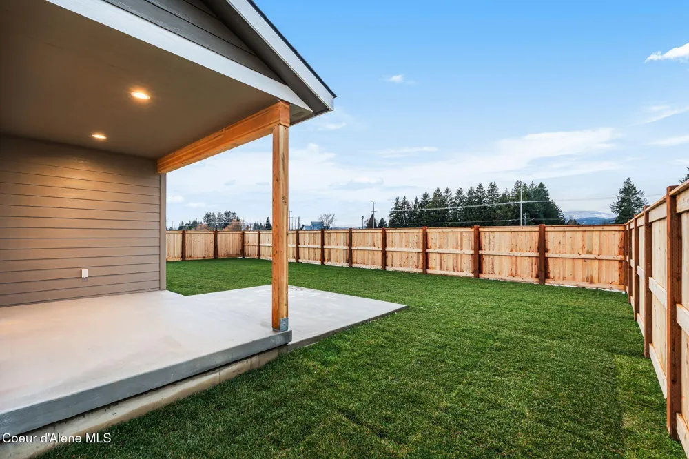2099 S Aspen Way Sandpoint, ID 83864