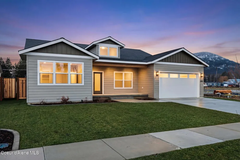 2099 S Aspen Way Sandpoint, ID 83864