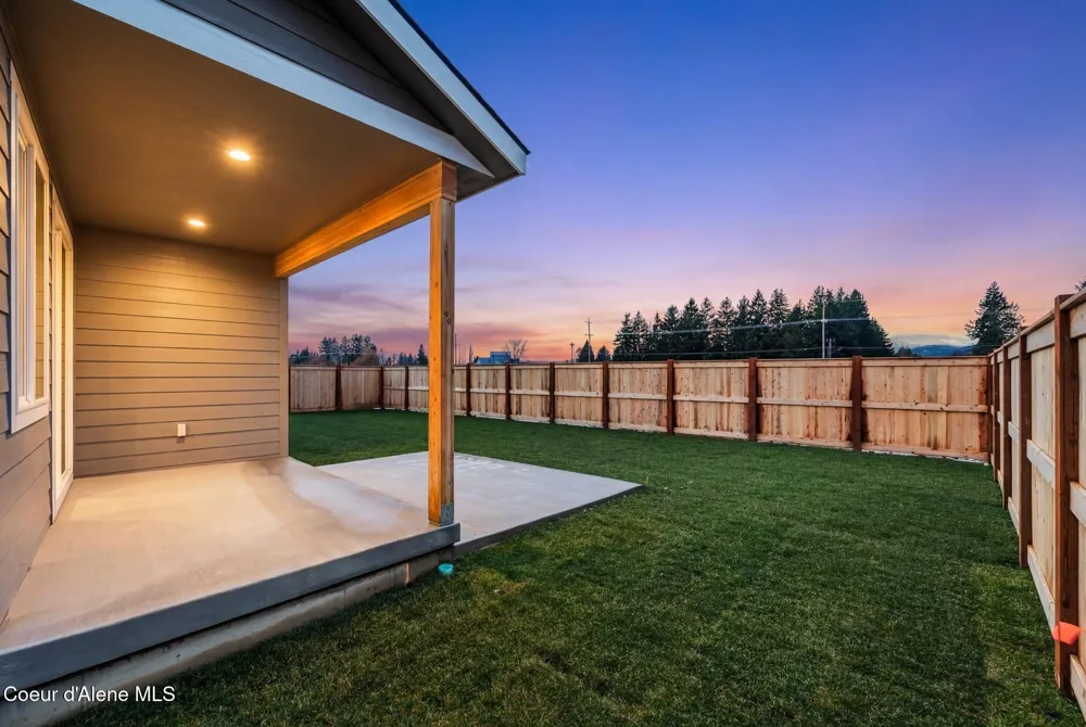 2099 S Aspen Way Sandpoint, ID 83864