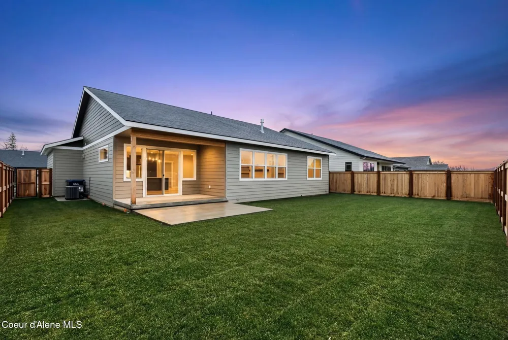 2099 S Aspen Way Sandpoint, ID 83864