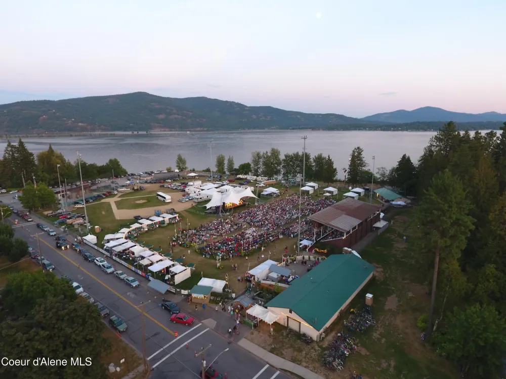 2099 S Aspen Way Sandpoint, ID 83864