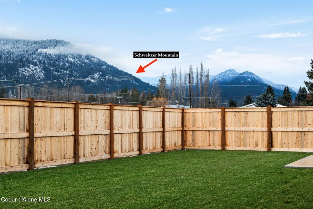 2099 S Aspen Way Sandpoint, ID 83864