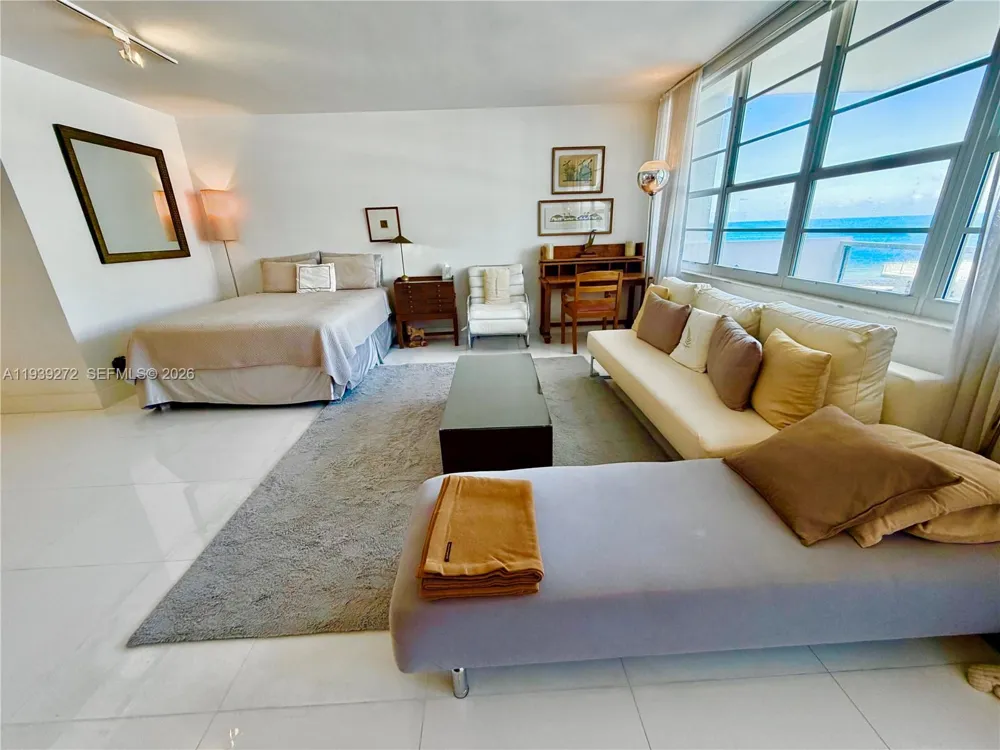 100 Lincoln Rd #1230 Miami Beach, FL 33139