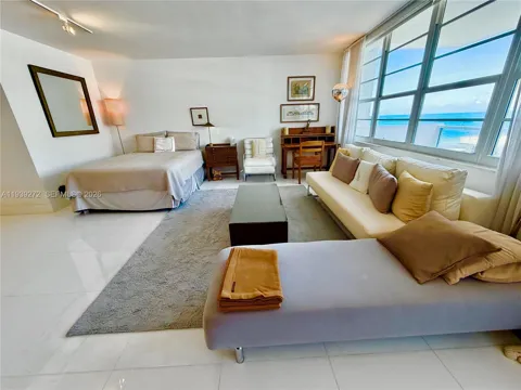 100 Lincoln Rd #1230