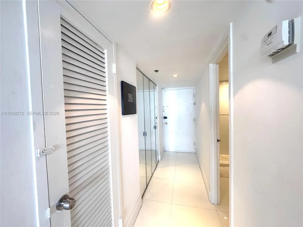 100 Lincoln Rd #1230 Miami Beach, FL 33139
