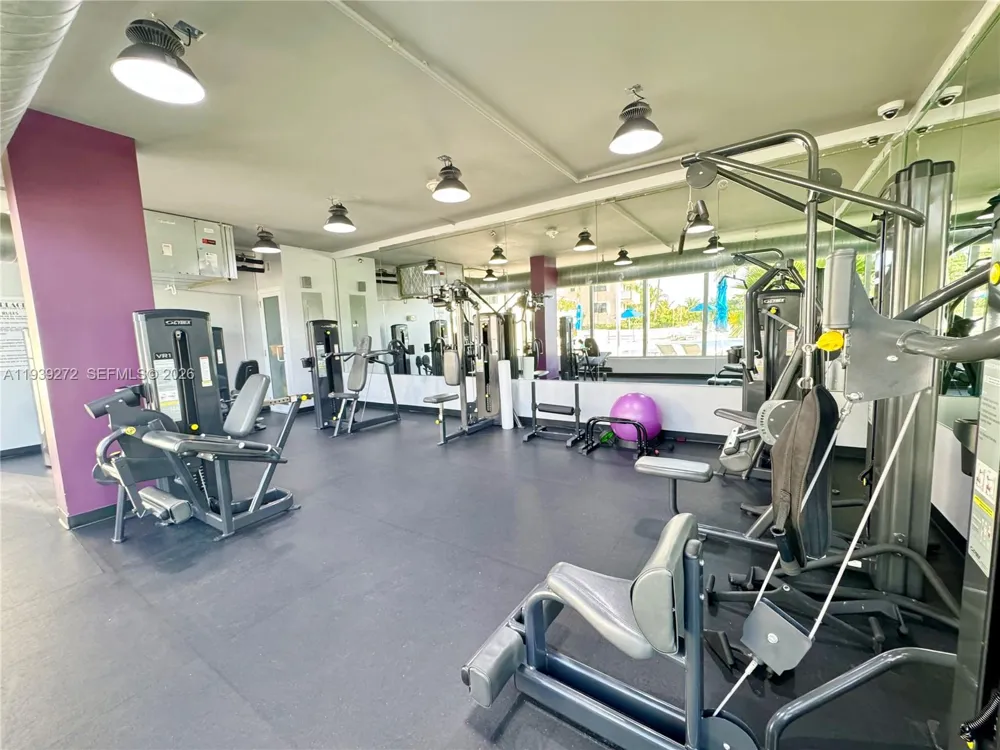100 Lincoln Rd #1230 Miami Beach, FL 33139