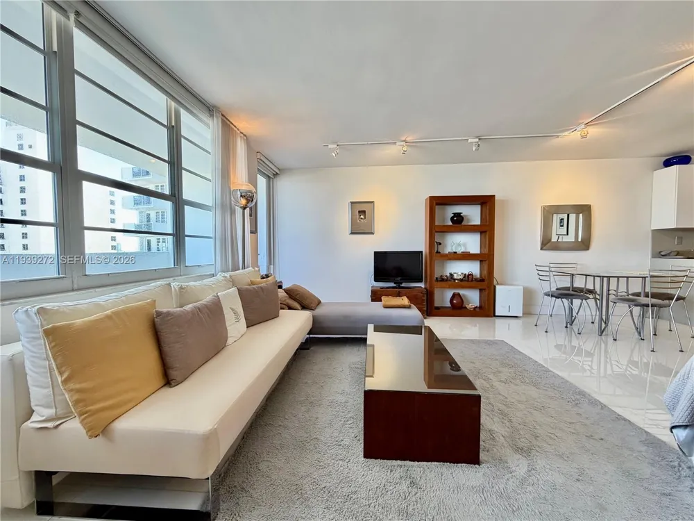 100 Lincoln Rd #1230 Miami Beach, FL 33139