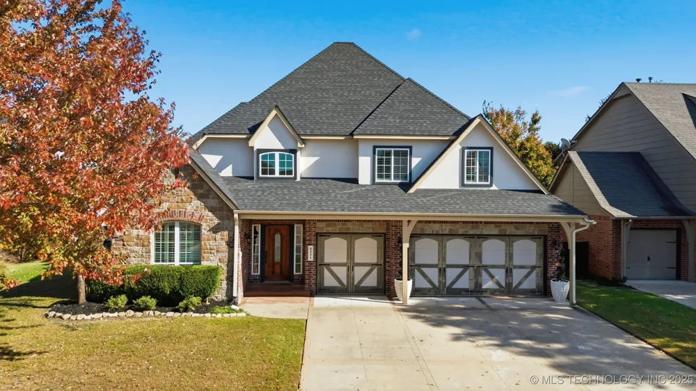 8331 S 100th East Place