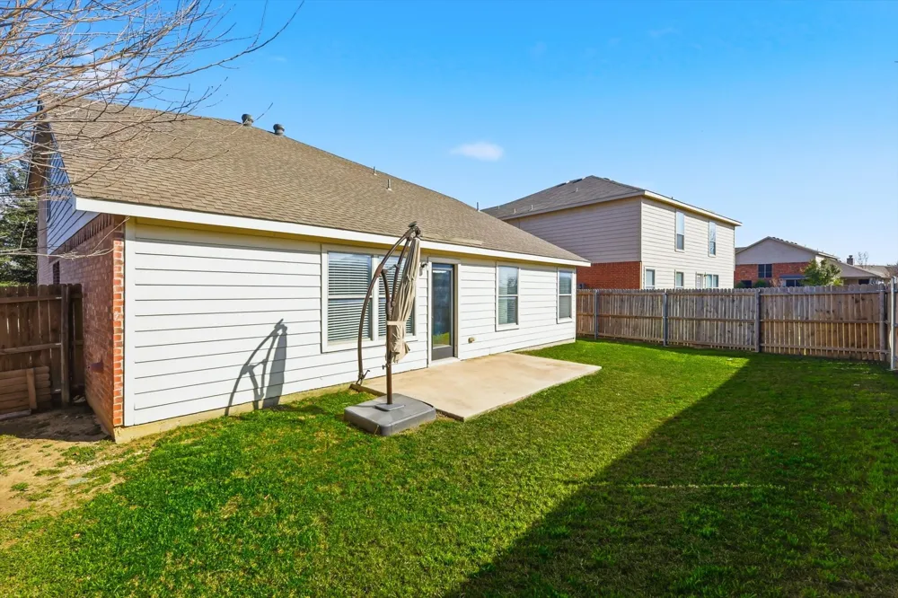 10733 Kittering Trail Fort Worth, TX 76052