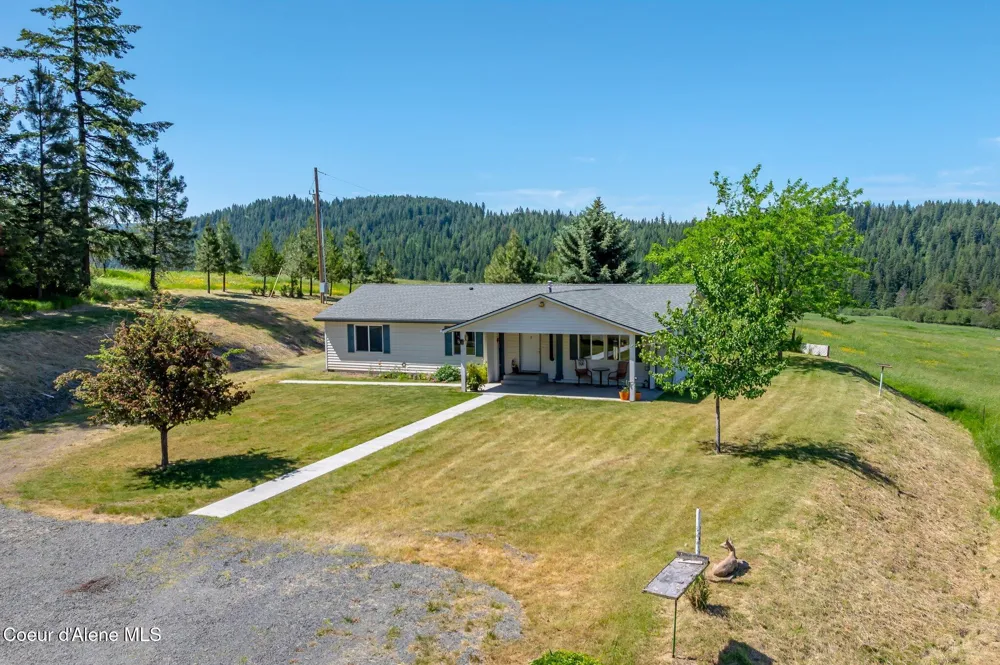 10207 Sanders Road Tensed, ID 83870