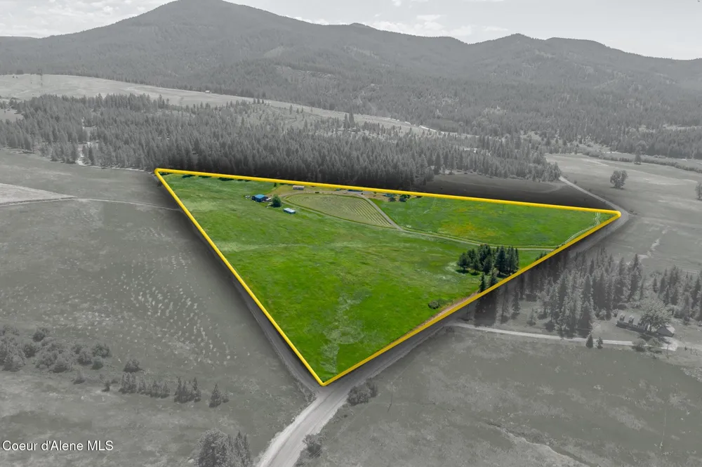 10207 Sanders Road Tensed, ID 83870