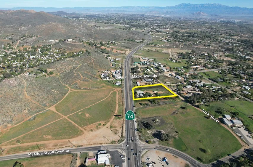 27080 State Highway 74 Perris, CA 92570