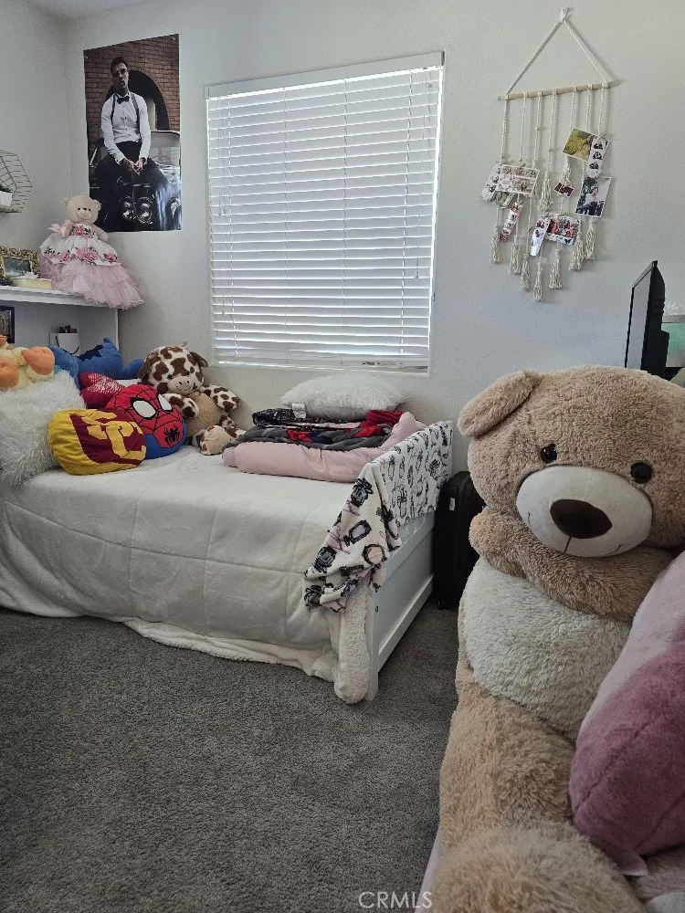 9871 Alburtis Avenue #38 Santa Fe Springs, CA 90670