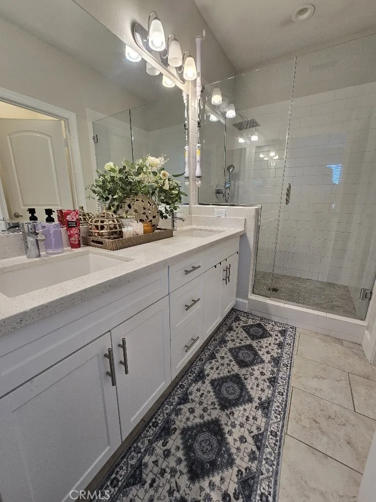 9871 Alburtis Avenue #38 Santa Fe Springs, CA 90670