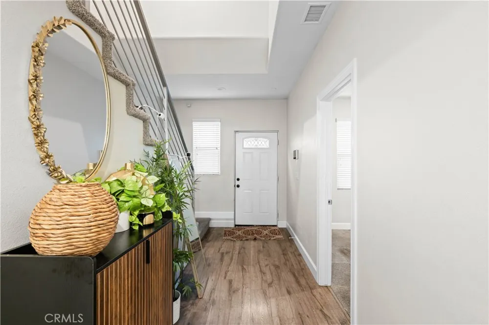 9871 Alburtis Avenue #38 Santa Fe Springs, CA 90670