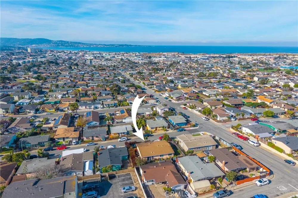 1688 Harding Seaside, CA 93955