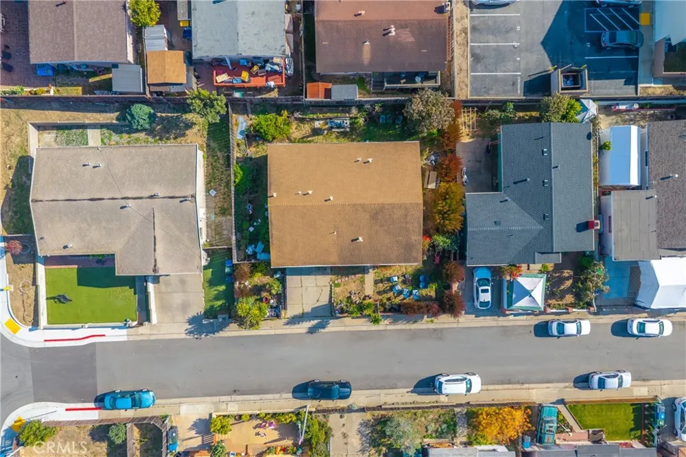 1688 Harding Seaside, CA 93955