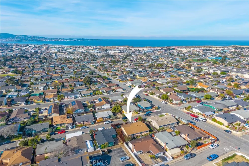 1688 Harding Seaside, CA 93955