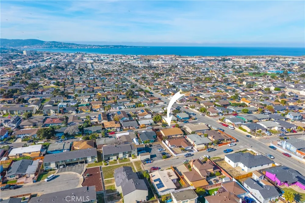 1688 Harding Seaside, CA 93955