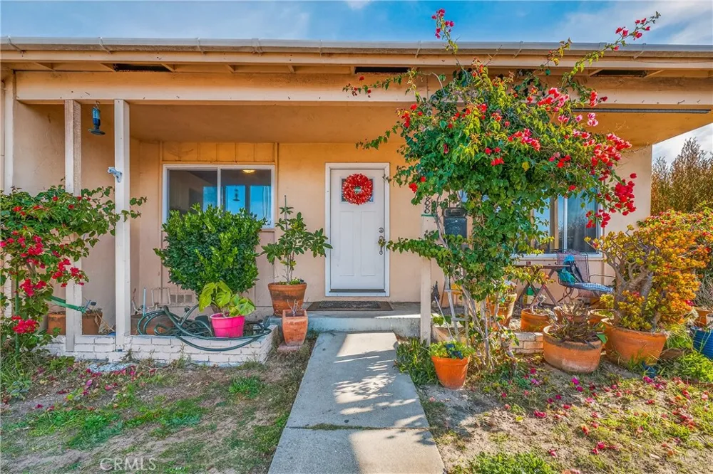1688 Harding Seaside, CA 93955