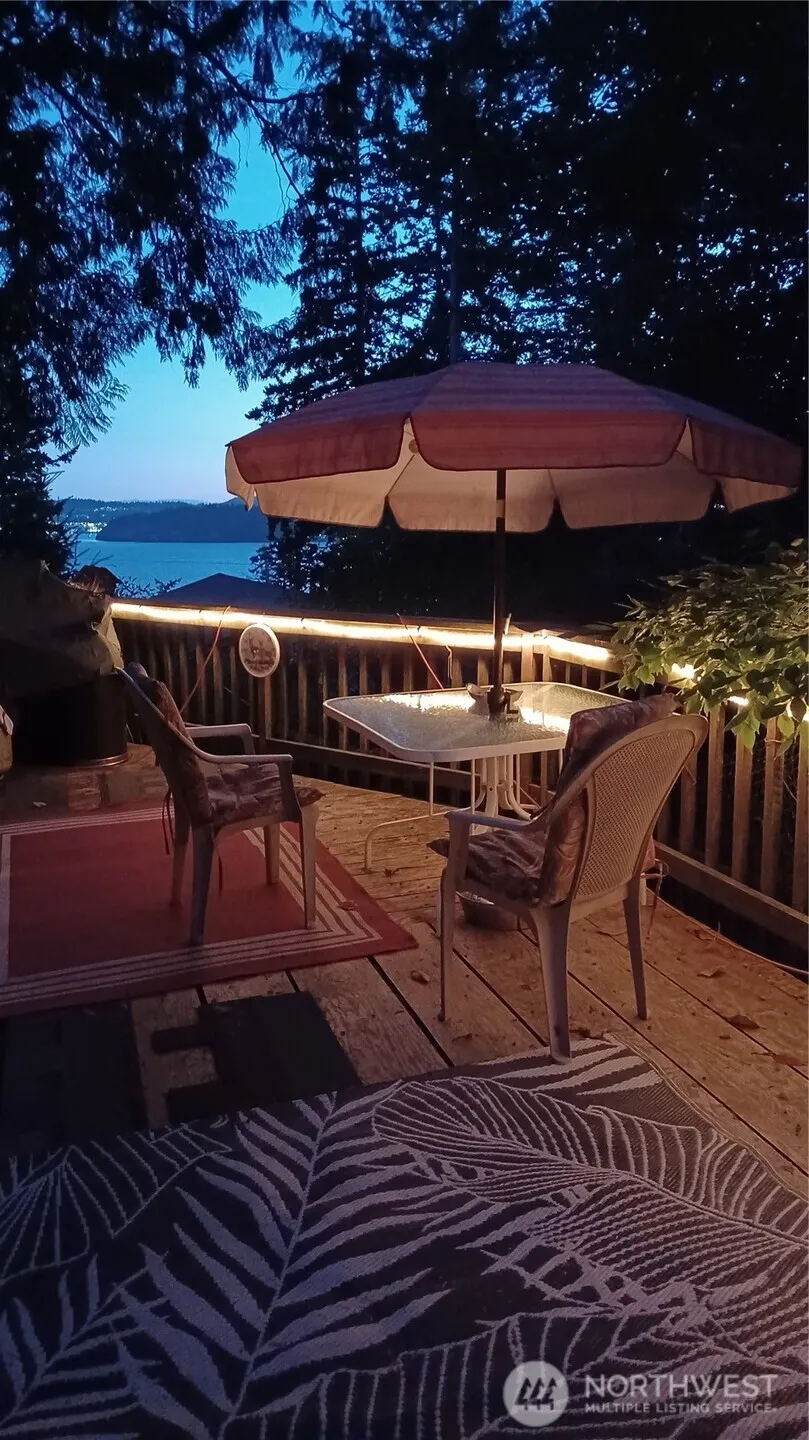 7408 Holiday Boulevard Anacortes, WA 98221