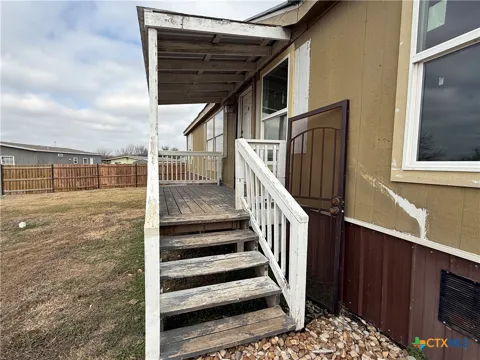 109 Cross Meadow Cove