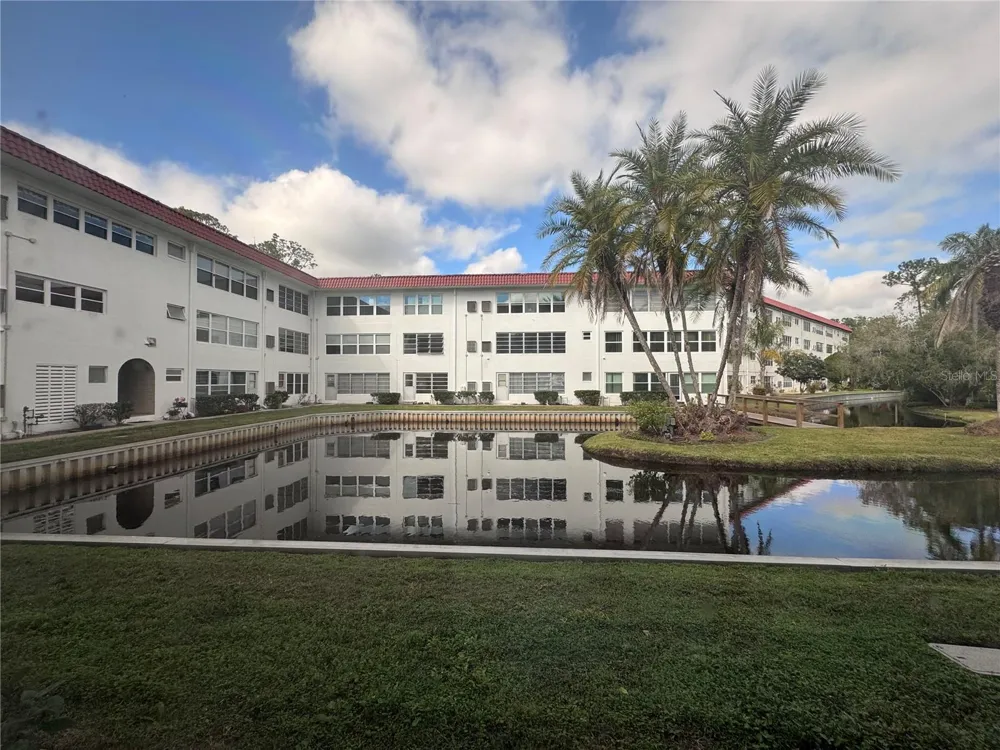 100 EL CAMINO DRIVE #111 Winter Haven, FL 33884