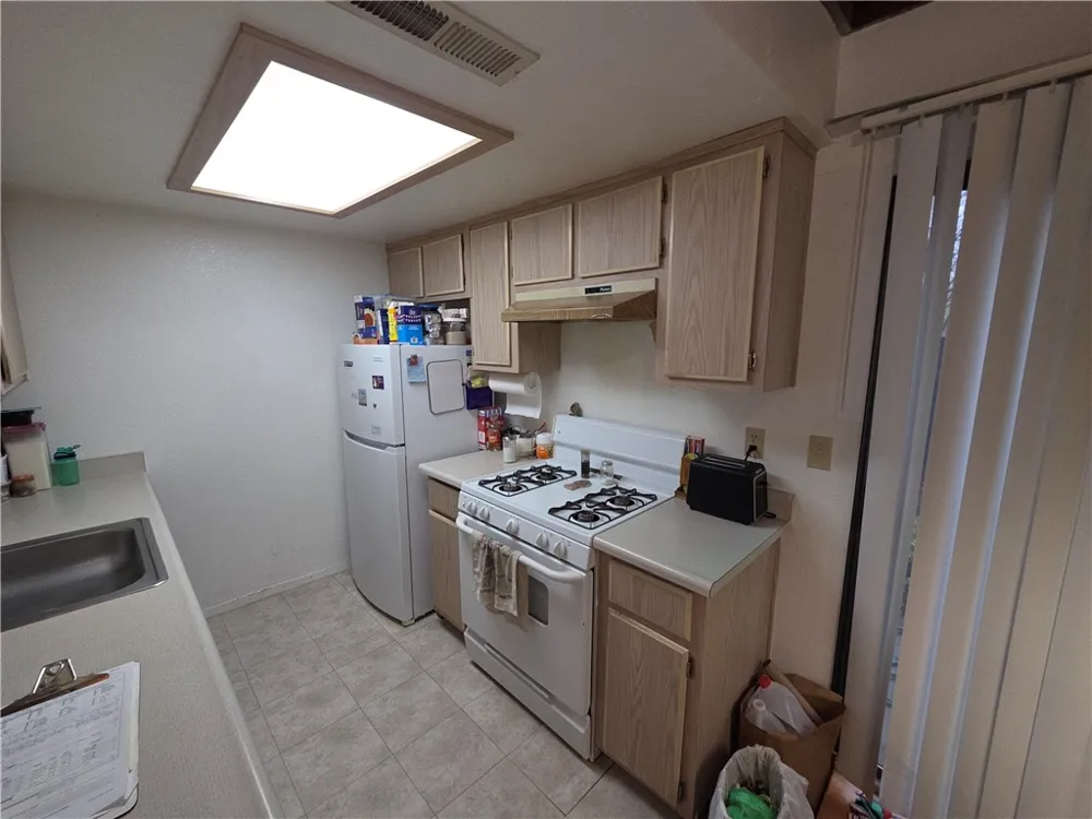 565 North Street Corning, CA 96021